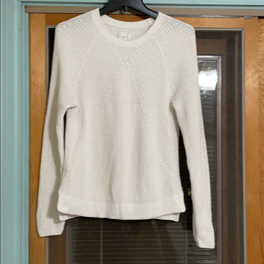 LOU & GREY IVORY CREAM CREW NECK SWEATER
